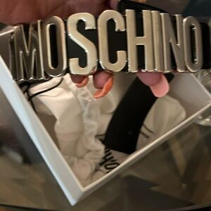 Moschino letter belt